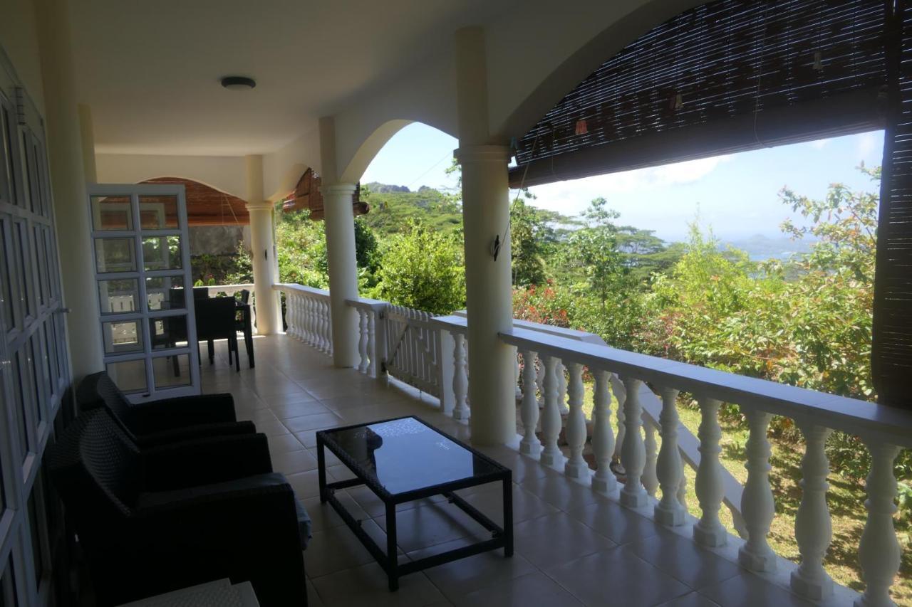 فيلا Tropical Garden Self Catering فيكتوريا المظهر الخارجي الصورة