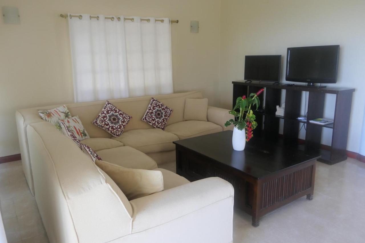 فيلا Tropical Garden Self Catering فيكتوريا المظهر الخارجي الصورة