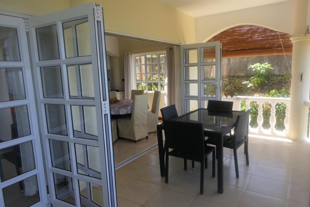فيلا Tropical Garden Self Catering فيكتوريا المظهر الخارجي الصورة